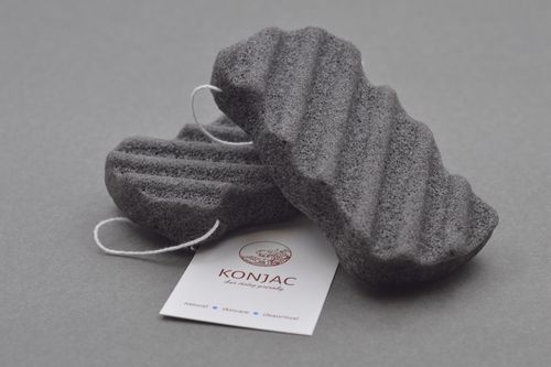 Konjac - Černá houbička tělová